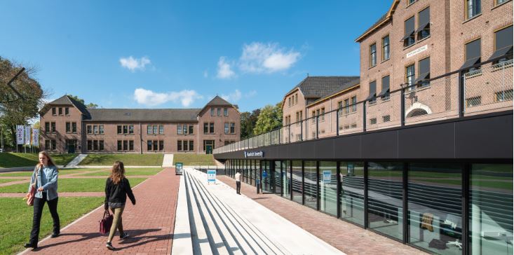 Maastricht University  campus tour